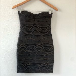 Wet Seal Black Gold Strapless Sleeveless Sequin Waves Dress Size‎ S